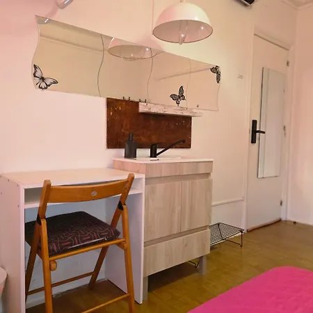 Mini In ליסבון