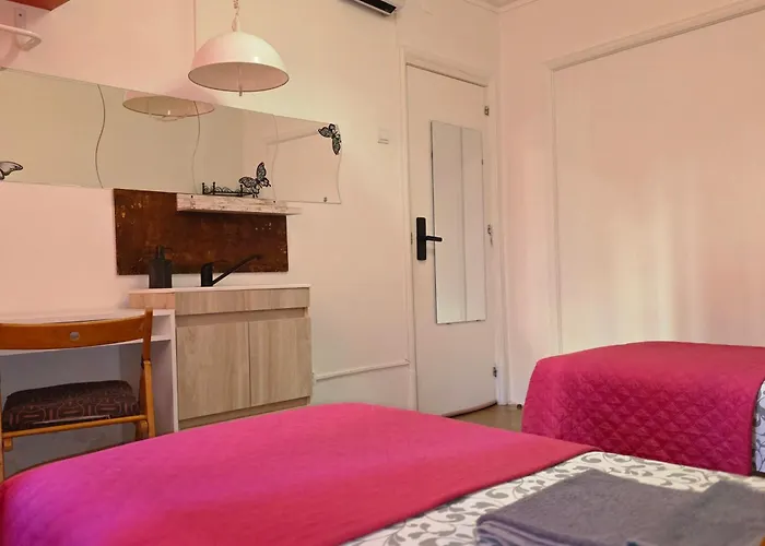 Mini In * ליסבון