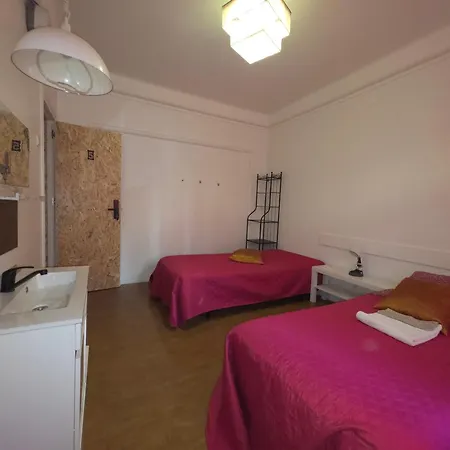 Mini In Hostel Lizbona