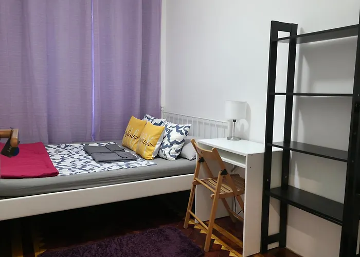 Hostel Mini In Lisbon