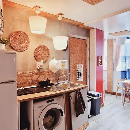 Mini In Albergue