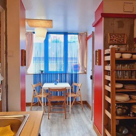 Mini In Albergue